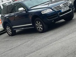 Blau Gebraucht 2006 VW Touareg SUV | 5.000 € (Etwas zu teuer)