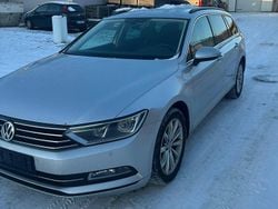 Silber Gebraucht 2015 VW Passat Comfortline Kombi | 11.900 € (Superpreis)