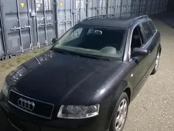 Schwarz Gebraucht 2002 Audi A4 Kombi | 900 € (Guter Preis)