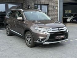 Braun Gebraucht 2017 Mitsubishi Outlander Edition SUV | 14.490 € (Fairer Preis)