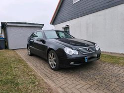 Schwarz Gebraucht 2003 Mercedes C200 Coupé | 2.900 € (Guter Preis)