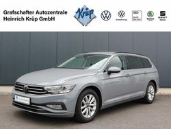 Grau Gebraucht 2023 VW Passat Business Kombi | 18.390 € (Fairer Preis)