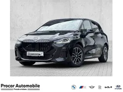 Saphirschwarz Gebraucht 2023 BMW 218 Active Tourer M Sport Van / Kleinbus | 30.480 € (Fairer Preis)