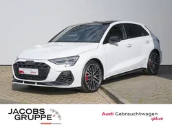 Arkonaweiß Gebraucht 2024 Audi S3 Ambiente Limousine | 47.770 € (Guter Preis)