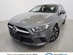 Grau Gebraucht 2020 Mercedes A200 Limousine | 16.275 € (Guter Preis)