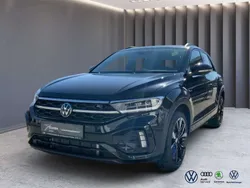 Schwarz / deep black (metallic) Gebraucht 2024 VW T-Roc R-line SUV | 30.900 € (Fairer Preis)