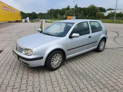 Silber Gebraucht 2002 VW Golf IV Kleinwagen | 2.499 € (Etwas zu teuer)