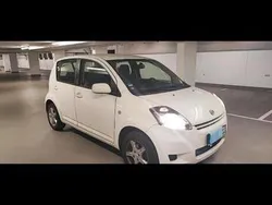 Weiß Gebraucht 2009 Daihatsu Sirion Kleinwagen | 1.500 € (Guter Preis)