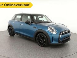 Blau Gebraucht 2023 Mini Cooper Classic Kleinwagen | 26.960 € (Etwas zu teuer)