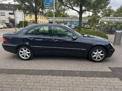Blau Gebraucht 2000 Mercedes C320 Limousine | 3.600 € (Etwas zu teuer)