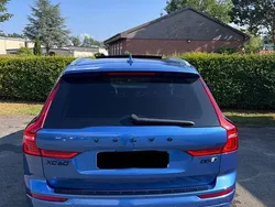 Blau Gebraucht 2017 Volvo XC60 R-Design SUV | 28.900 € (Teuer)