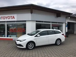 Toyota Auris Touring Sports