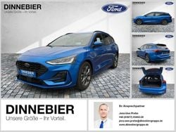 Dynamicblau metallic Gebraucht 2023 Ford Focus ST-Line Kombi | 21.895 € (Guter Preis)