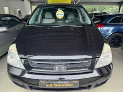 Schwarz Gebraucht 2007 Kia Carnival LX Van / Kleinbus | 6.150 € (Etwas zu teuer)