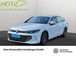 Pure white Gebraucht 2025 VW Passat Elegance Kombi | 35.290 € (Superpreis)