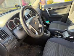 Grau Gebraucht 2007 Chevrolet Captiva SUV | 3.000 €