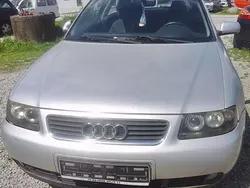 Silber Gebraucht 2002 Audi A3 Ambition Kleinwagen | 2.900 € (Teuer)