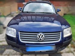Blau Gebraucht 2004 VW Passat Family Kombi | 1.350 € (Fairer Preis)