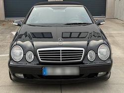 Schwarz Gebraucht 2001 Mercedes CLK200 Cabrio | 6.500 €