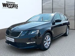 Schwarz Gebraucht 2018 Skoda Octavia Ambition Kombi | 17.500 € (Teuer)