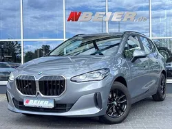 Skyscraper grau metallic Gebraucht 2023 BMW 218 Active Tourer Performance Van / Kleinbus | 28.990 € (Guter Preis)