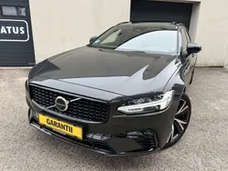 Grau Gebraucht 2022 Volvo V90 Plus Kombi | 39.990 € (Guter Preis)