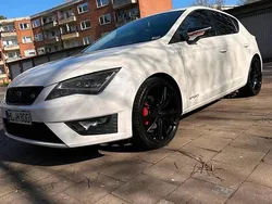 Weiß Gebraucht 2014 Seat Leon FR Limousine | 9.800 € (Teuer)