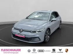 Grau Gebraucht 2022 VW Golf VIII Style Limousine | 24.440 € (Fairer Preis)
