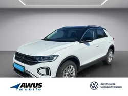 Weiss / pure white Gebraucht 2023 VW T-Roc Style SUV | 24.990 € (Fairer Preis)