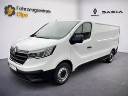 Gletscherweiss Gebraucht 2023 Renault Trafic Komfort Van | 30.490 € (Fairer Preis)