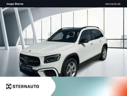 Unilack polarweiß Gebraucht 2024 Mercedes GLB200 AMG line SUV | 41.650 € (Fairer Preis)