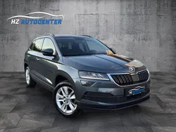 Grau Gebraucht 2020 Skoda Karoq Ambition SUV | 19.999 € (Fairer Preis)