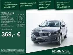 Blackmagic perleffekt Gebraucht 2024 Skoda Karoq Selection SUV | 29.889 € (Guter Preis)