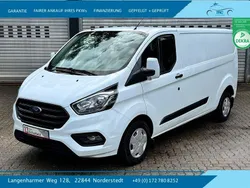 Weiß Gebraucht 2018 Ford Transit Custom Trend Van / Kleinbus | 15.990 € (Guter Preis)