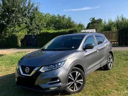Grau Gebraucht 2020 Nissan Qashqai N-Connecta SUV | 15.990 € (Guter Preis)