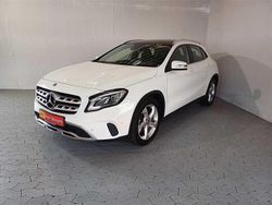 Weiß Gebraucht 2019 Mercedes GLA200 Urban SUV | 18.750 € (Fairer Preis)