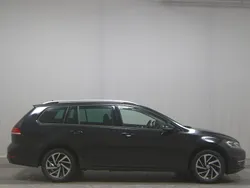 Deep black perleffekt Gebraucht 2018 VW Golf VII Join Kombi | 9.980 € (Guter Preis)