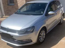 Silber Gebraucht 2016 VW Polo LOUNGE Kleinwagen | 5.900 € (Guter Preis)
