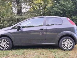 Grau Gebraucht 2009 Fiat Grande Punto Active Kleinwagen | 1.750 € (Superpreis)