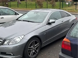 Silber Gebraucht 2009 Mercedes E350 Coupé | 12.000 € (Etwas zu teuer)