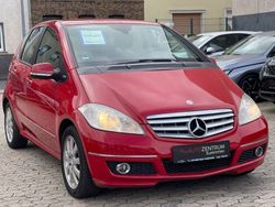 Rot Gebraucht 2010 Mercedes A200 Limousine | 3.250 € (Etwas zu teuer)