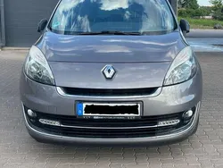 Andere außenfarben Gebraucht 2016 Renault Scénic III Bose Edition Van / Kleinbus | 6.500 € (Guter Preis)