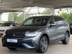 Grau Gebraucht 2022 VW Tiguan Allspace Life SUV | 32.880 € (Guter Preis)