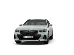 Gebraucht 2025 BMW 540 Comfort Edition | 81.980 €