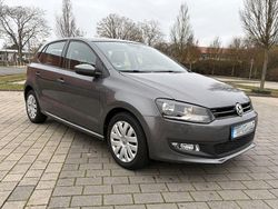 Grau Gebraucht 2014 VW Polo Comfortline Limousine | 7.890 € (Fairer Preis)