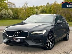 Grau Gebraucht 2019 Volvo V60 Momentum Kombi | 25.990 € (Etwas zu teuer)