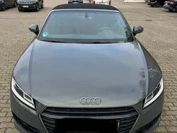 Grau Gebraucht 2016 Audi TT Roadster Cabrio | 21.500 €