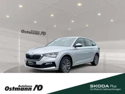 Brilliantsilber met. Gebraucht 2022 Skoda Scala Tour Kleinwagen | 18.390 € (Fairer Preis)