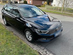 Schwarz Gebraucht 2015 VW Passat Kombi | 10.500 € (Fairer Preis)