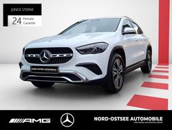 Weiß Gebraucht 2024 Mercedes GLA200 Progressive SUV | 38.890 € (Fairer Preis)